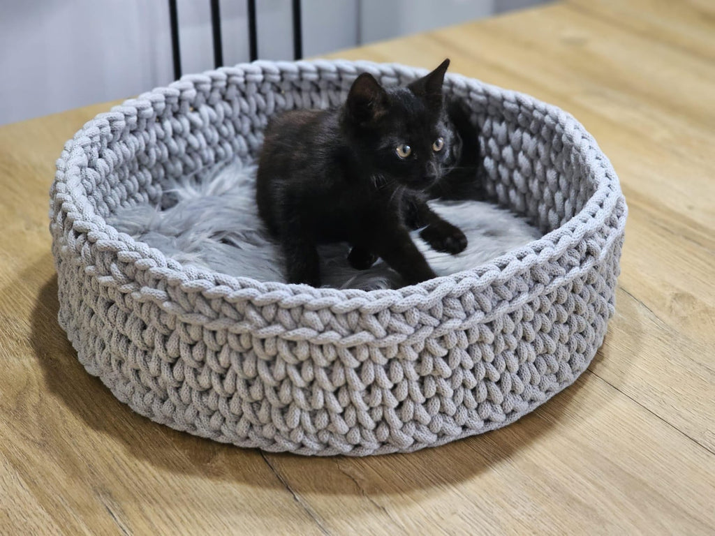 FluffyLoft™ Luxury Crochet Pet Bed - Handmade Cotton Rope & Soft Fur Nest with Plywood Base